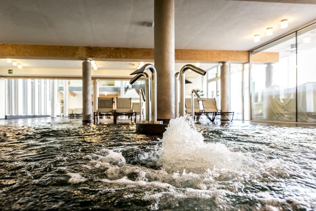 Aqualux Hotel Spa Suite & Terme Bardolino Dış mekan fotoğraf